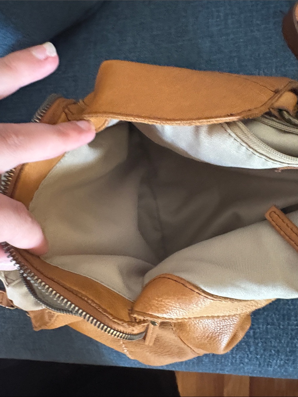 American Leather Company Cognac Leather Purse - Picture 8 of 9